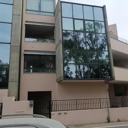 Peterhouse Apartman *
